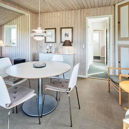 Ve113-vejers-strand-rosenvej-8 *